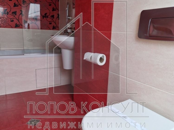 Луксозен апартамент с три спални - 0