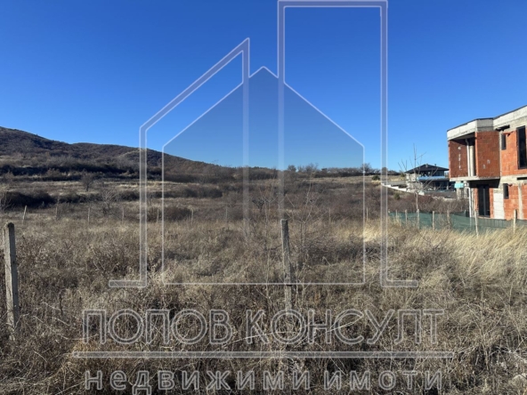 Панорамно УПИ с.Марково -1500 кв.м - 0