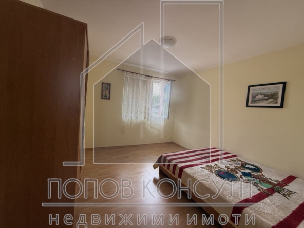 Двуетажна къща във Виноградец, обл.Пазарджик - 0