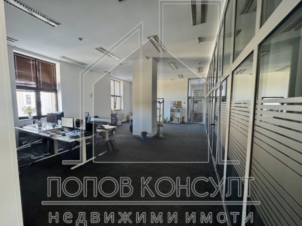 Офиси под наем на Сточна гара! - 0