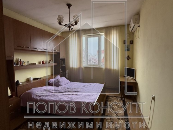 Етаж от къща с Кафе-апететив в село Браниполе - 0