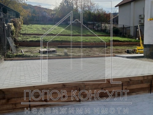 Кокетна вила с.Белащица в парцел от 834 кв.м - 0