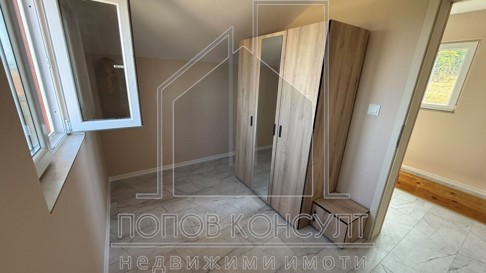 Кокетна вила с.Белащица в парцел от 834 кв.м - 0